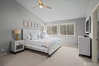 25424 NE 39th Way, Redmond, WA 98053 - Photo 22