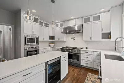 25424 NE 39th Way, Redmond, WA 98053 - Photo 8