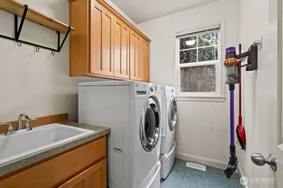 25424 NE 39th Way, Redmond, WA 98053 - Photo 16