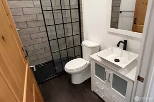 7500 NE Harbor View Dr, Poulsbo, WA 98370 - Photo 8