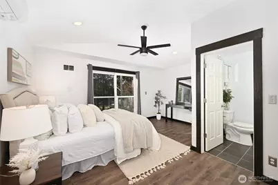 4570 36th Avenue W, Seattle, WA 98199 - Photo 16