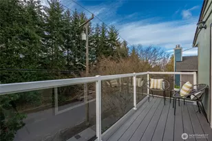 4570 36th Ave W, Seattle, WA 98199 - Photo 20