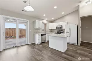 1101 W Luta St, Moses Lake, WA 98837 - Photo 6