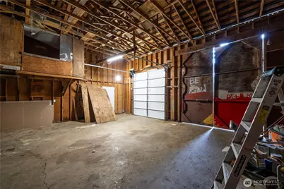 10794 Halloran Road, Bow, WA 98232 - Photo 38