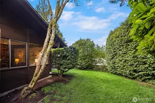 17814 NE 8th Pl, Bellevue, WA 98008 - Photo 32