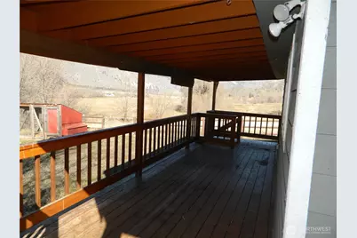 2127 Sinlahekin Road, Loomis, WA 98827 - Photo 4