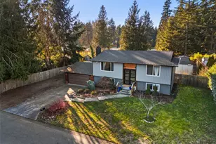 12702 214th Ave Ct E, Bonney Lake, WA 98391 - Photo 2