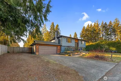 12702 214th Avenue Ct E, Bonney Lake, WA 98391 - Photo 4