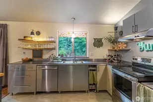 105 Jack Fir Ct E, Packwood, WA 98361 - Photo 10