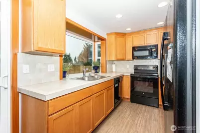 30127 10th Avenue S, Federal Way, WA 98003 - Photo 10