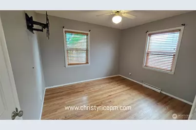 238 Park Place N, Renton, WA 98057 - Photo 4