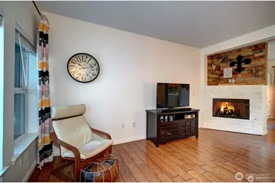 617 7th Street SE #25, Puyallup, WA 98372 - Photo 6