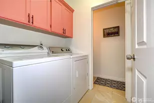 617 7th Street SE, Puyallup, WA 98372 - Photo 8