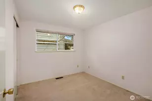 4908 NE 24th St, Renton, WA 98059 - Photo 20