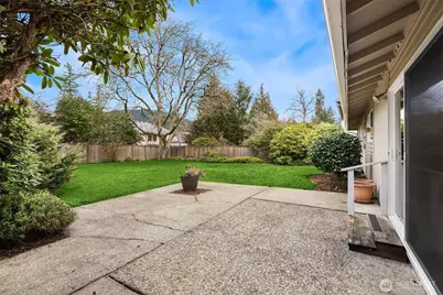 4908 NE 24th Street, Renton, WA 98059 - Photo 10