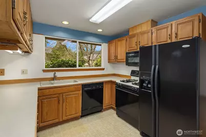 4908 NE 24th Street, Renton, WA 98059 - Photo 6