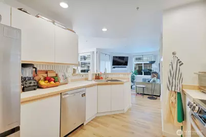 23519 55th Avenue S #12-1, Kent, WA 98032 - Photo 12