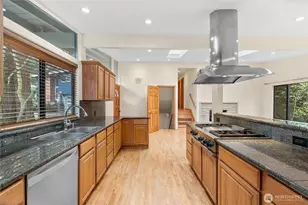 17730 Corliss Ave N, Shoreline, WA 98133 - Photo 8