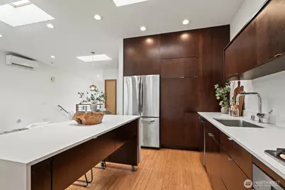 1530 18th Avenue S, Seattle, WA 98144 - Photo 10
