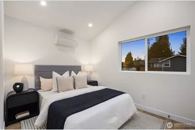 7555 32nd Avenue SW #B, Seattle, WA 98126 - Photo 28