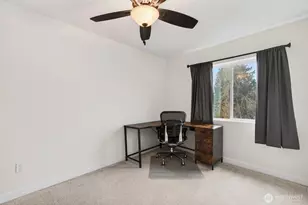 375 S 10th St, Kalama, WA 98625 - Photo 22