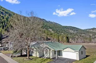 300 Tumwater Dr, Leavenworth, WA 98826 - Photo 2