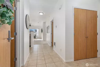 512 Darby Drive #212, Bellingham, WA 98226 - Photo 4