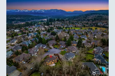 2211 274th Court SE, Sammamish, WA 98075 - Photo 40