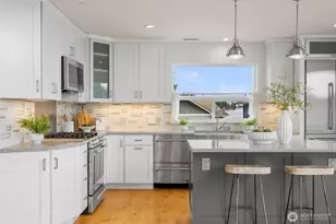 20314 Church Lake Dr E, Bonney Lake, WA 98391 - Photo 12