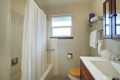 3110 SW 105th Street, Seattle, WA 98146 - Photo 26