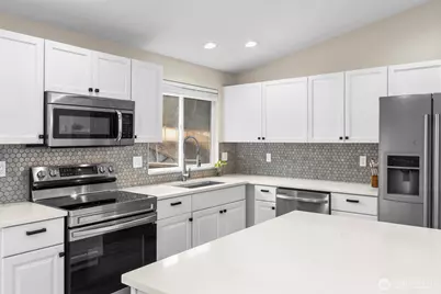 19203 71st Avenue E, Spanaway, WA 98387 - Photo 2