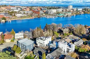 3220 Franklin Ave E, Seattle, WA 98102 - Photo 20