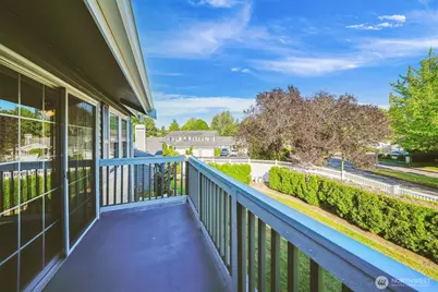 5813 S 238th Ct #F2, Kent, WA 98032 - Photo 28