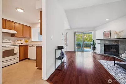 5813 S 238th Ct #F2, Kent, WA 98032 - Photo 12