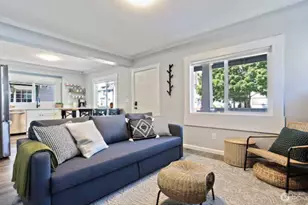 719 S Sheridan Ave, Tacoma, WA 98405 - Photo 16