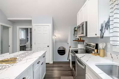 719 S Sheridan Avenue, Tacoma, WA 98405 - Photo 2