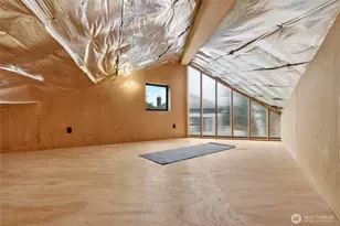 7720 Meridian Ave N, Seattle, WA 98103 - Photo 32