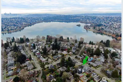 7720 Meridian Avenue N, Seattle, WA 98103 - Photo 40