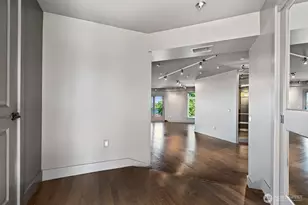 745 Bellevue Ave E, Seattle, WA 98102 - Photo 8