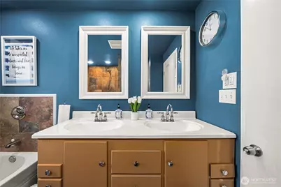 8808 S Ainsworth Avenue, Tacoma, WA 98444 - Photo 10