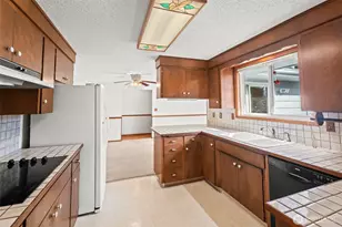 1801 N Lexington St, Tacoma, WA 98406 - Photo 12