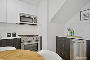 8553 Midvale Ave N, Seattle, WA 98103 - Photo 8