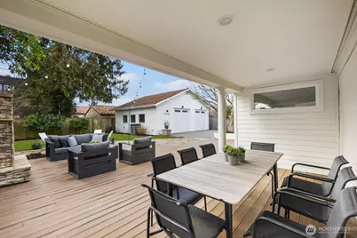 2647 39th Avenue W, Seattle, WA 98199 - Photo 36