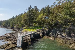 208 Tides End Rd, Lopez Island, WA 98261 - Photo 4