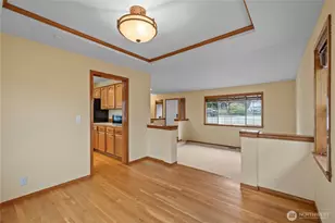 7025 14th Ave SW, Seattle, WA 98106 - Photo 6