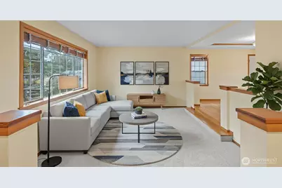 7025 14th Avenue SW, Seattle, WA 98106 - Photo 2