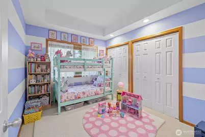 7025 14th Avenue SW, Seattle, WA 98106 - Photo 6