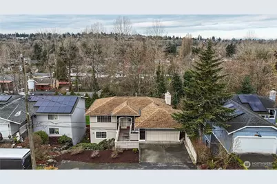 7025 14th Avenue SW, Seattle, WA 98106 - Photo 32