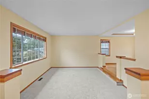 7025 14th Ave SW, Seattle, WA 98106 - Photo 4