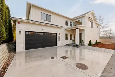 12811 SE 44th Place, Bellevue, WA 98006 - Photo 2